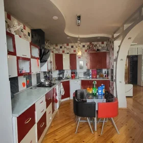 In Baku 120.0 m² apartment is for sale - Image 5