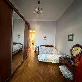 In Baku 101.0 m² apartment is for sale - Image 3