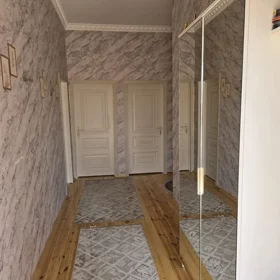 In Baku 90.0 m² house with 3.0 rooms is for sale - Image 5