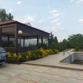 In Baku 270.0 m² house with 9.0 rooms is for sale - Image 3