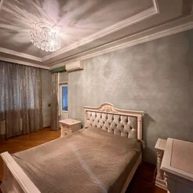 In Baku 125.0 m² apartment is for sale - Image 5