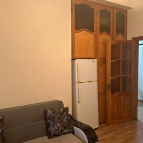 In Baku 65.0 m² apartment is for rent - Image 3
