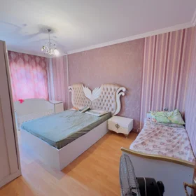 In Baku 61.0 m² apartment is for sale - Image 5