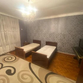 In Baku 90.0 m² apartment is for rent - Image 3
