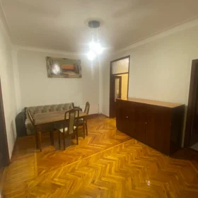 In Baku 90.0 m² apartment is for rent - Image 4