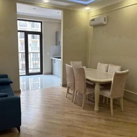 In Baku 70.0 m² apartment is for rent - Image 3
