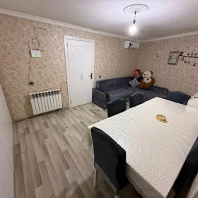 In Baku 42.0 m² house with 2.0 rooms is for sale - Image 3