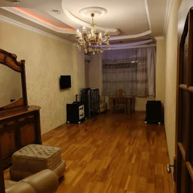 In Baku 90.0 m² apartment is for rent - Image 2