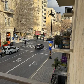 In Baku 60.0 m² apartment is for rent - Image 4