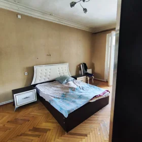 In Baku 100.0 m² apartment is for sale - Image 4