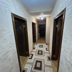 In Baku 110.0 m² apartment is for sale - Image 2
