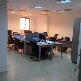 In Baku 175.0 m² office is for rent - Image 3