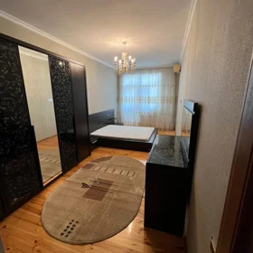 In Baku 110.0 m² apartment is for rent - Image 4