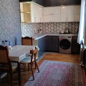 In Baku 90.0 m² house with 4.0 rooms is for sale