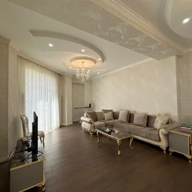 In Baku 128.0 m² apartment is for rent - Image 3