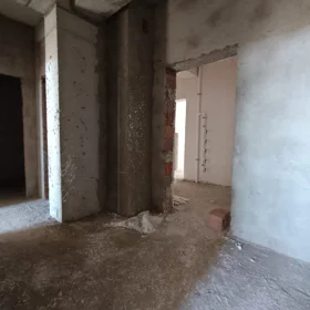In Baku 67.0 m² apartment is for sale - Image 5