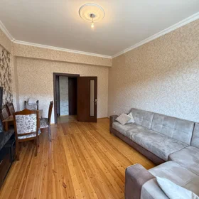 In Baku 110.0 m² apartment is for rent - Image 2