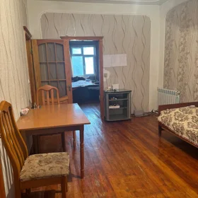 In Baku 60.0 m² apartment is for sale - Image 3