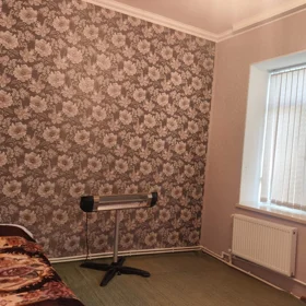 In Baku 90.0 m² house with 3.0 rooms is for rent - Image 4