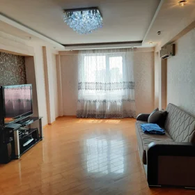 In Baku 141.0 m² apartment is for sale - Image 2
