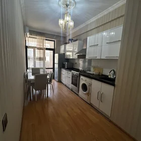 In Baku 80.0 m² apartment is for sale - Image 5