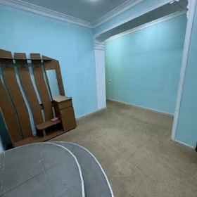 In Baku 204.0 m² house with 6.0 rooms is for sale - Image 2