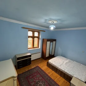 In Baku 204.0 m² house with 6.0 rooms is for sale - Image 5