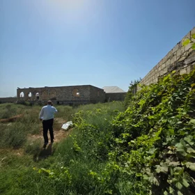 In nan nan acre land is for sale