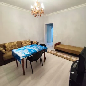 In Baku 50.0 m² house with 2.0 rooms is for rent - Image 2