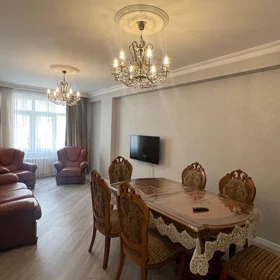 In Baku 100.0 m² apartment is for rent - Image 3