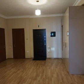 In Baku 130.0 m² apartment is for rent - Image 3