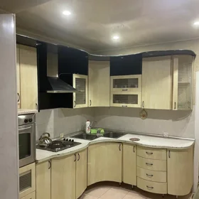 In Baku 70.0 m² apartment is for sale - Image 2