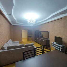 In Baku 98.0 m² apartment is for rent - Image 2