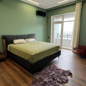 In Baku 210.0 m² apartment is for rent - Image 5