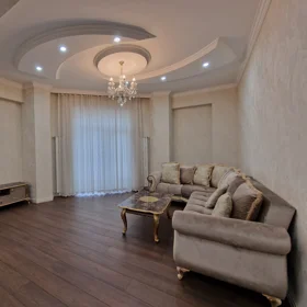 In Baku 128.0 m² apartment is for rent - Image 3