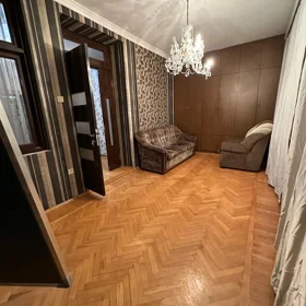 In Baku 75.0 m² apartment is for rent - Image 2