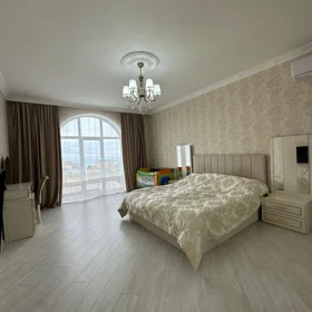 In Baku 150.0 m² house with 5.0 rooms is for rent - Image 5