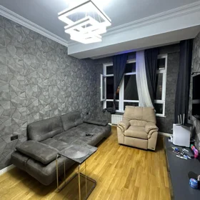 In Baku 150.0 m² apartment is for rent - Image 2