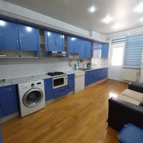 In Baku 150.0 m² apartment is for sale - Image 5