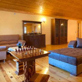 In Baku 300.0 m² house with 6.0 rooms is for rent - Image 3