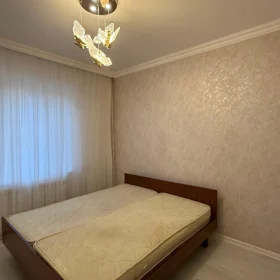 In Baku 90.0 m² apartment is for rent - Image 2