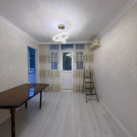 In Baku 90.0 m² apartment is for rent - Image 3