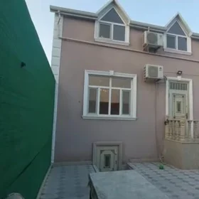 In Baku 155.0 m² house with 4.0 rooms is for sale - Image 4