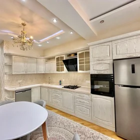 In Baku 135.0 m² apartment is for rent - Image 3