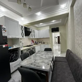 In Baku 95.0 m² apartment is for sale - Image 2