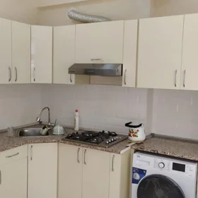 In Baku 70.0 m² apartment is for rent - Image 4