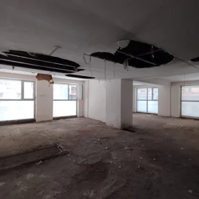 In Baku 400.0 m² commercial is for rent - Image 4