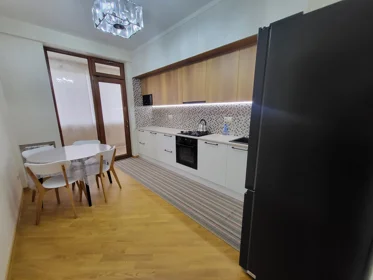 In Baku 100.0 m² apartment is for rent - Image 5