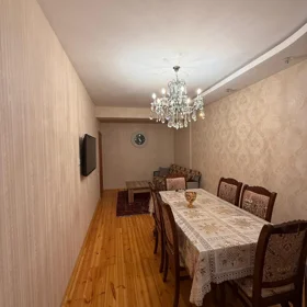 In Baku 75.0 m² apartment is for rent - Image 2