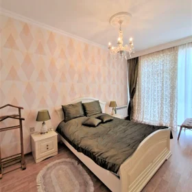 In Baku 98.0 m² apartment is for rent - Image 5